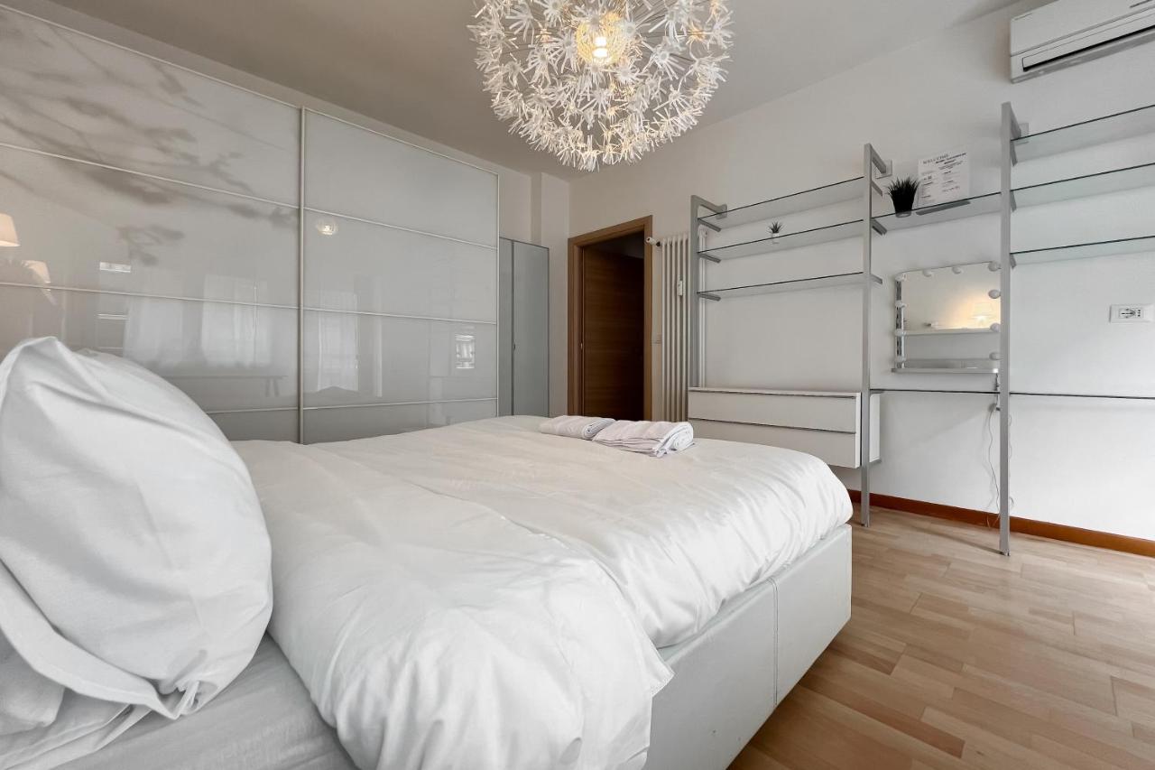 La Casa Di Roma Apartment Luaran gambar